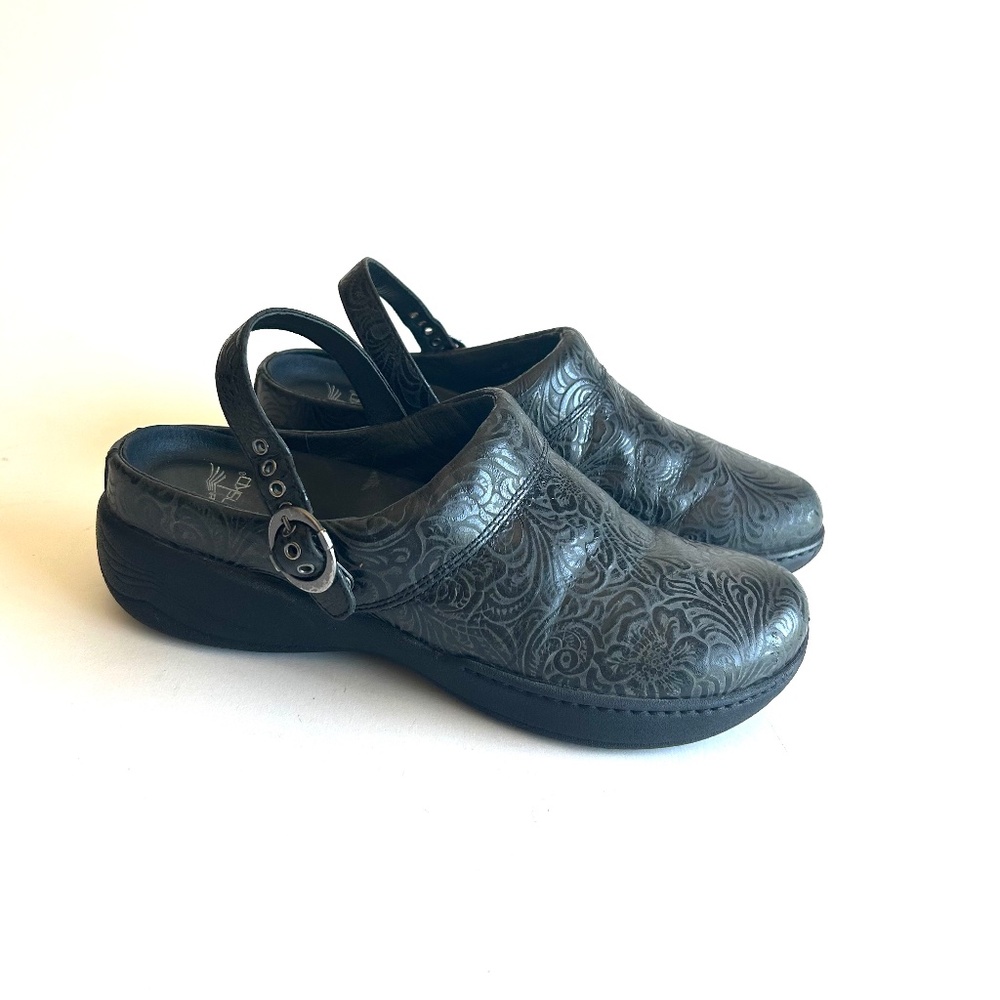 Dansko Black Grey Leather Clogs Sandals size EUR 40, US 9.5